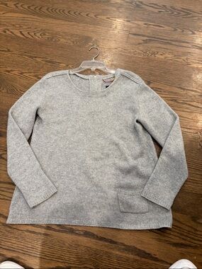Women's Light Gray Crewneck Sweater with Front Pocket